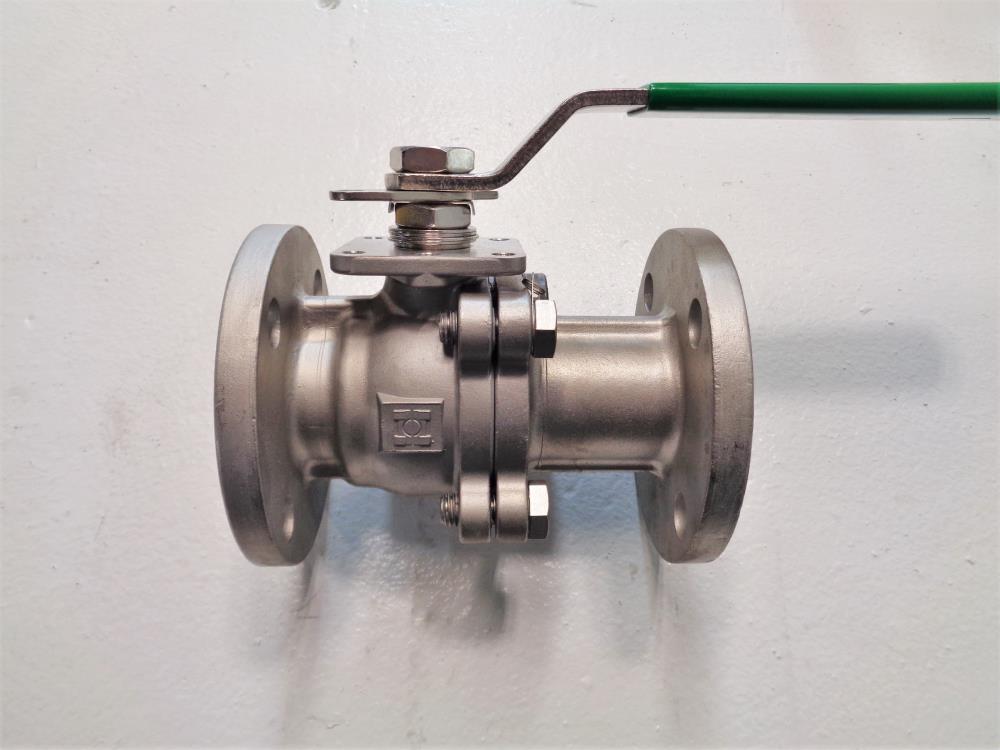 Inline 1-1/2" 150# CF8M 2-Piece Ball Valve